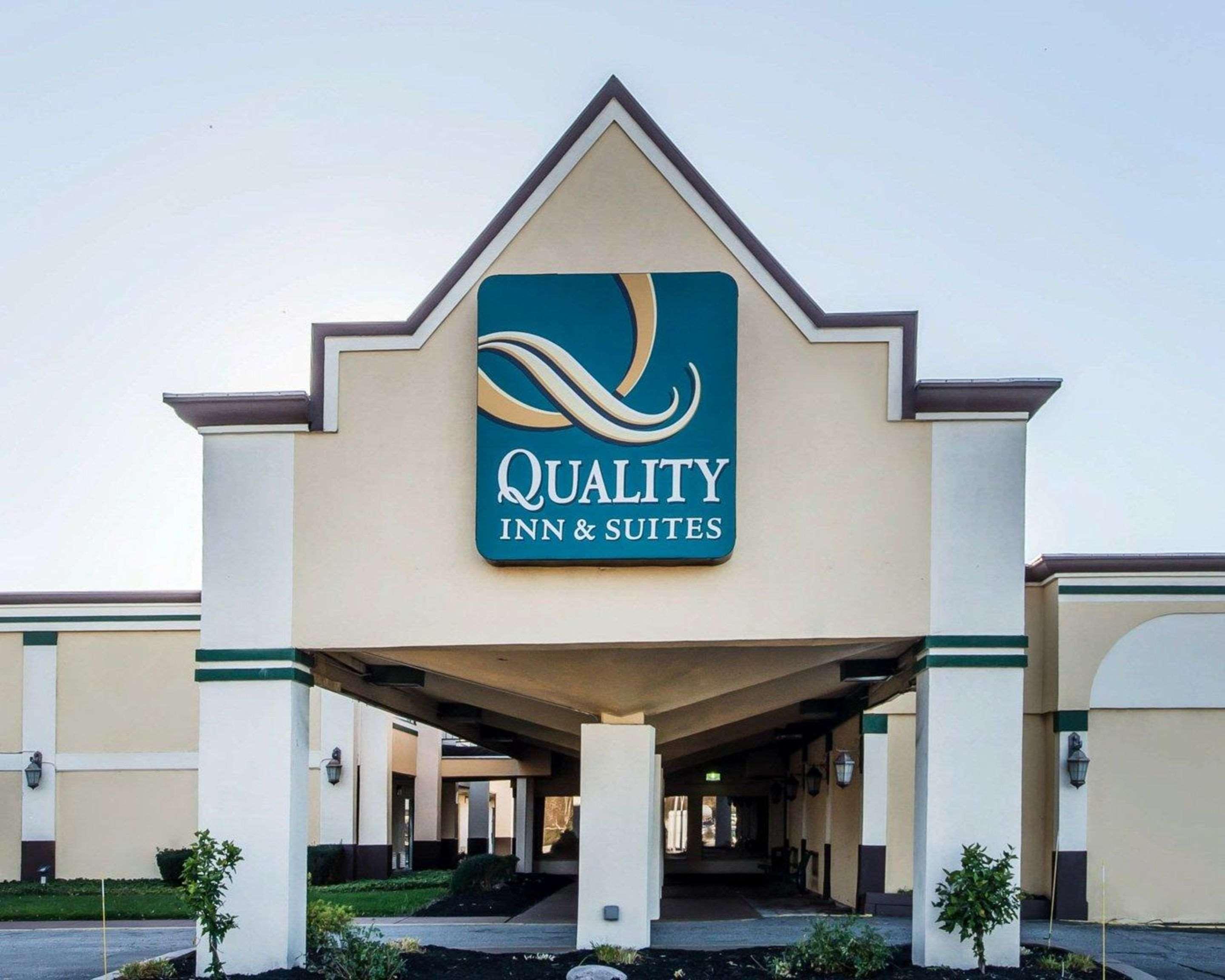 Quality Inn & Suites Conference Center Across From Casino Erie Ngoại thất bức ảnh